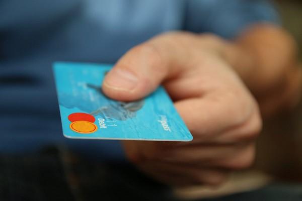 招行信用卡宽限期到几点？可以申请最低额还款吗？