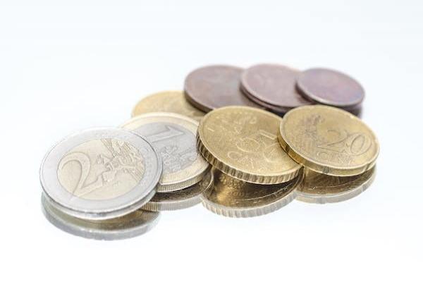 金条逾期一天到底上不上信用？要缴纳利息吗？