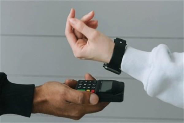 老公信用卡逾期催收总是打我电话
