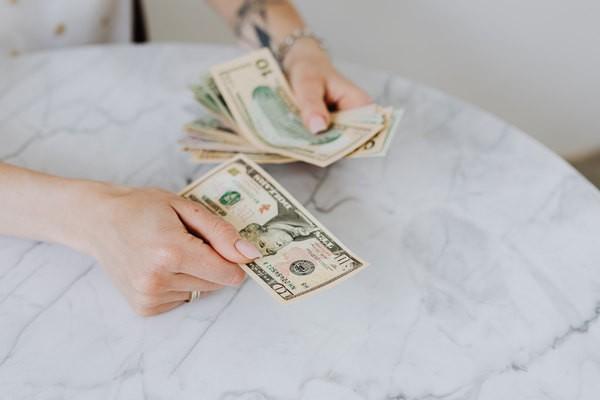 招联金融逾期冻结三个月还清能解冻吗？逾期还了马上就能借吗