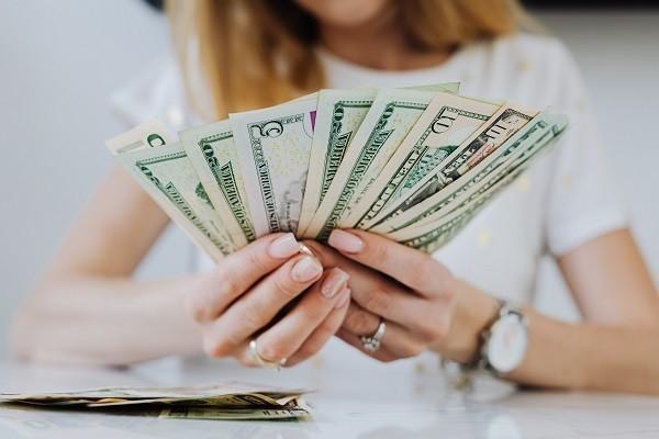 捷信分期和捷信金融是一家吗？逾期了会怎么样