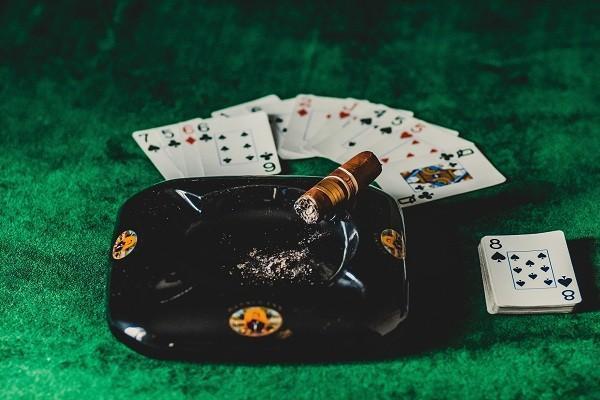 捷信逾期多久上信用会怎样？逾期多久不还会被起诉