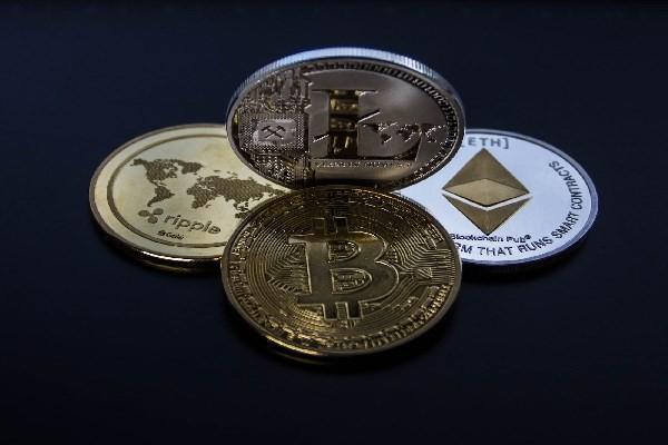 桔多多逾期几天会打紧急联系人，怎么办理停息挂账