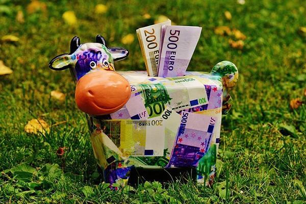 欠款微粒贷8万两年了会怎样？逾期起诉后能继续借款吗？