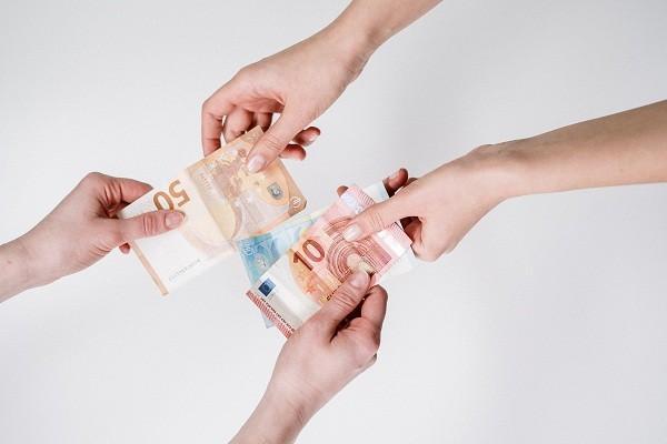 花呗借呗逾期一万多会上门吗？逾期1万以后属于刑事案件吗？