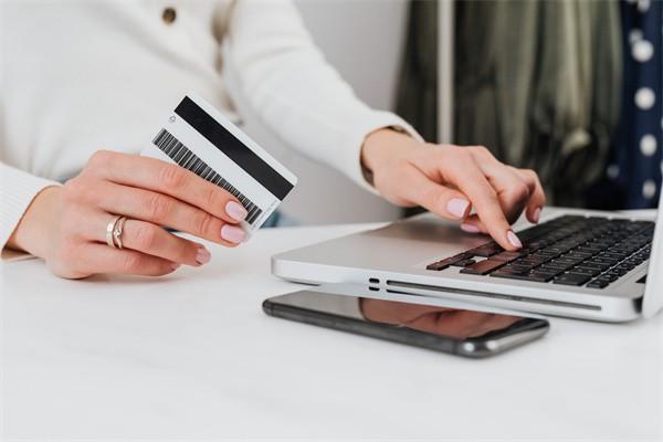 中行信用卡逾期怎么解除冻结？协商还款方案有哪些？