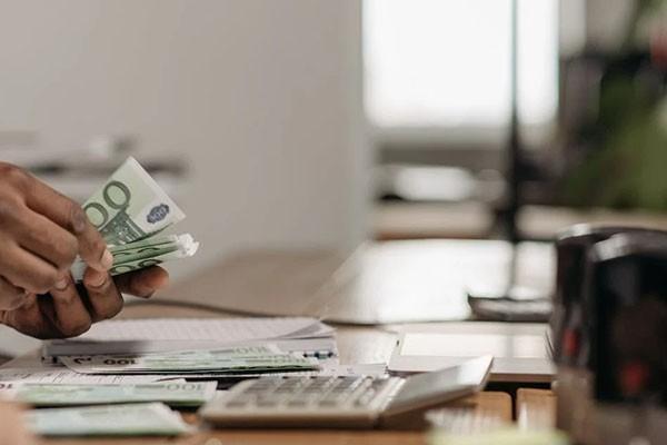 网商贷逾期8万一年了会怎样？利息如何计算的？