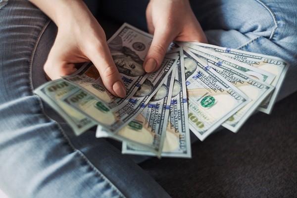 招联金融逾期多少钱