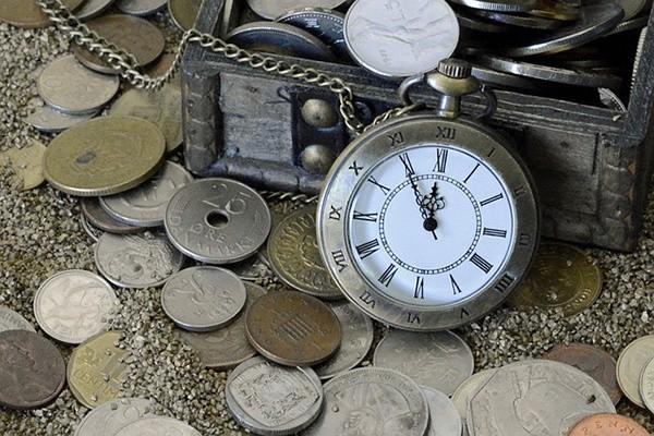 平安信用卡逾期4天罚多少？罚息怎么协商减免？