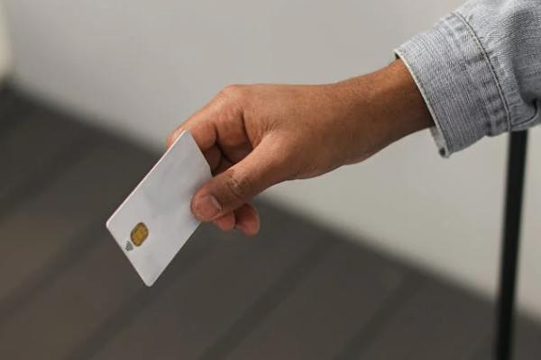 平安银行5天上门催收正常吗？逾期5天付多少利息？