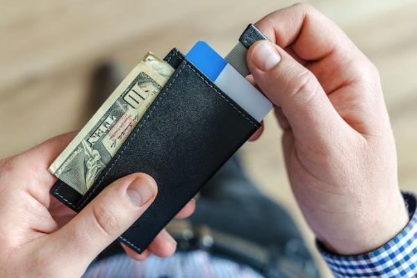 度小满逾期可以只还本金吗