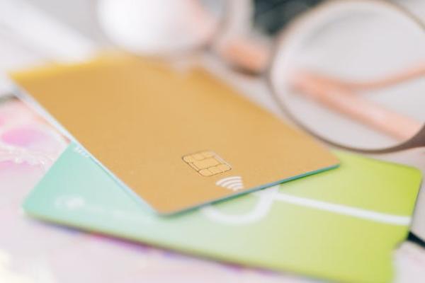 上海银行信用卡逾期1天会上信用吗？逾期怎么催收？
