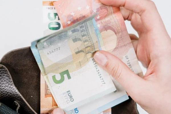 网贷逾期久了可以只还本金吗？逾期怎样协商？